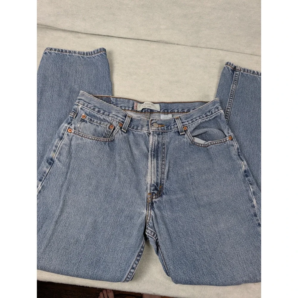 Vintage Y2K Levi's 550 Relaxed Fit Jeans 34x32 Light Wash Denim (33x32)